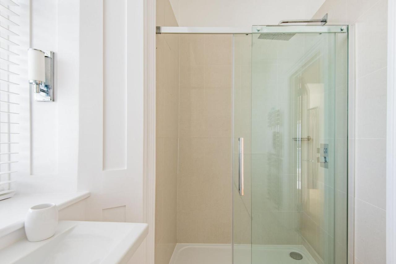 Abbots Cliff House By Bloom Stays Hougham Eksteriør billede